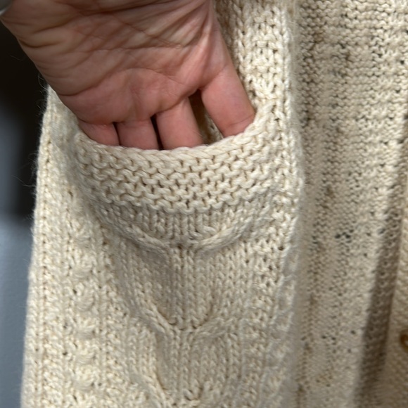 Handmade Cream Knit Long Cardigan size small vintage - Picture 4 of 12